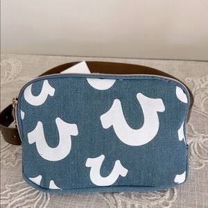 True Religion NWT Denim Blue with White Horseshoe Pattern Belt Bag
